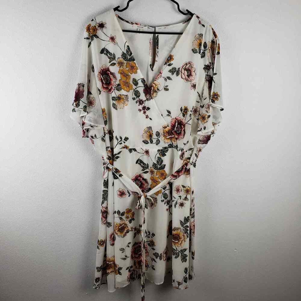 Maurices Women's 4x Wrap Front Flutter Sleeve Sun… - image 1